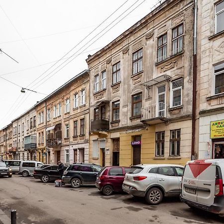Alfa Apartments Krekhivska 11 Lwów Zewnętrze zdjęcie