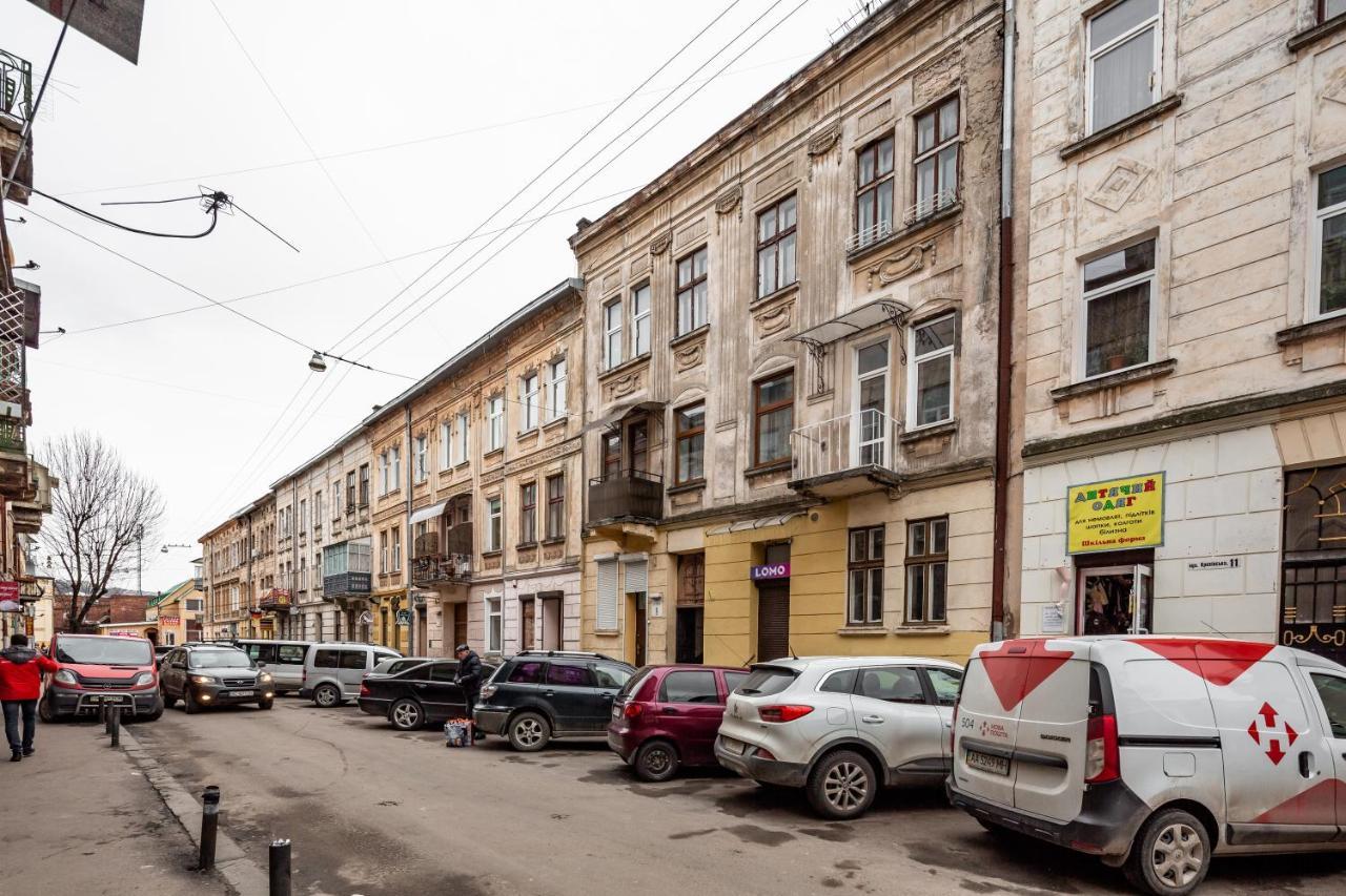 Alfa Apartments Krekhivska 11 Lwów Zewnętrze zdjęcie